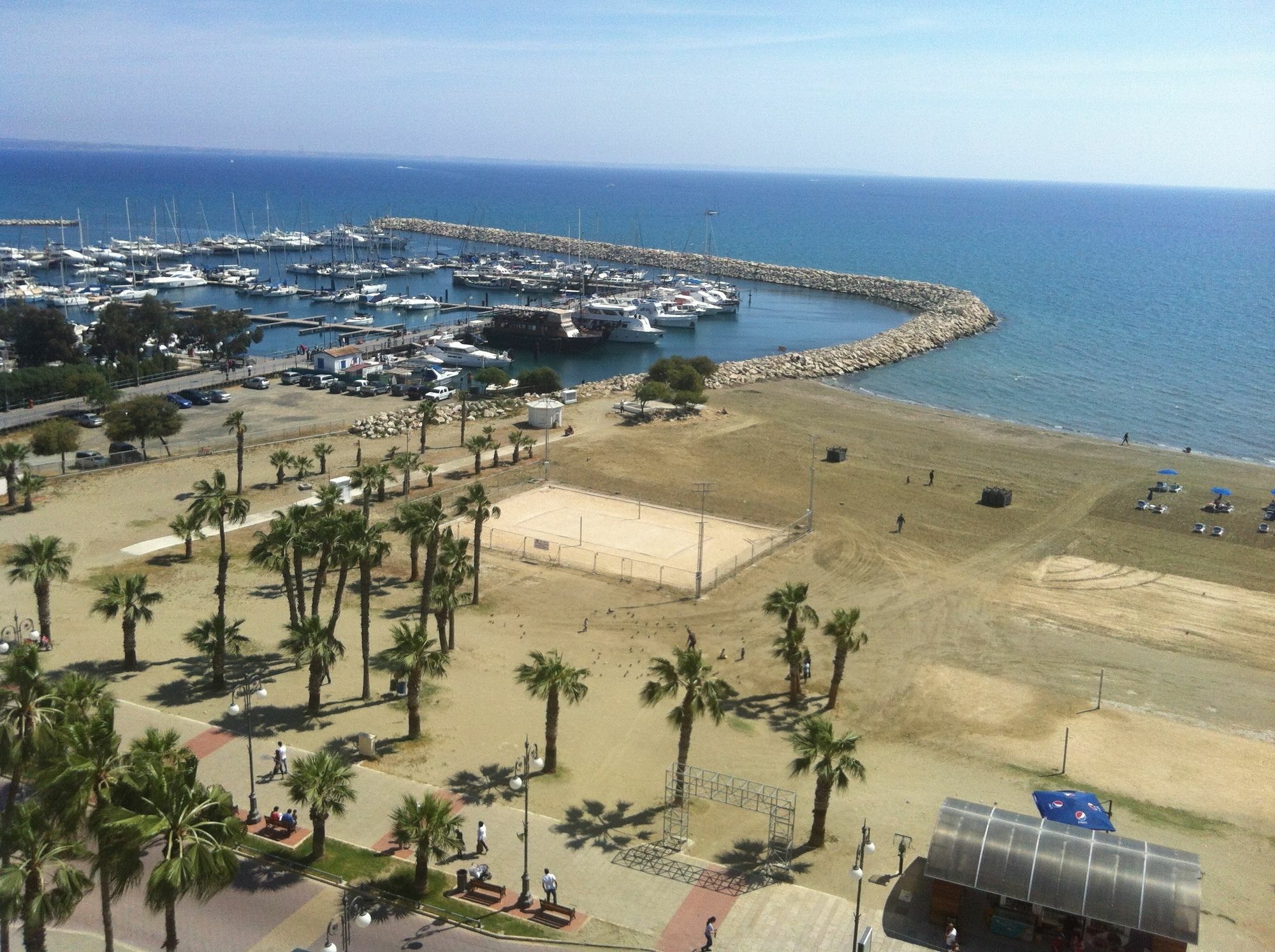 Finikoudes Luxury Apartments Larnaca Exterior photo